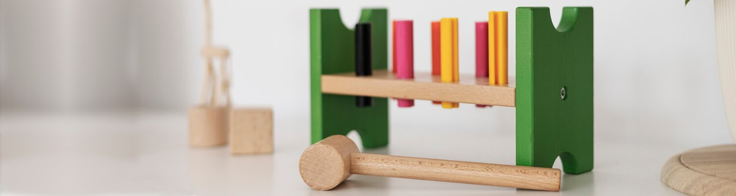 Продажа детских развивающих игрушек хендмейд в торговом центре в 2025 году